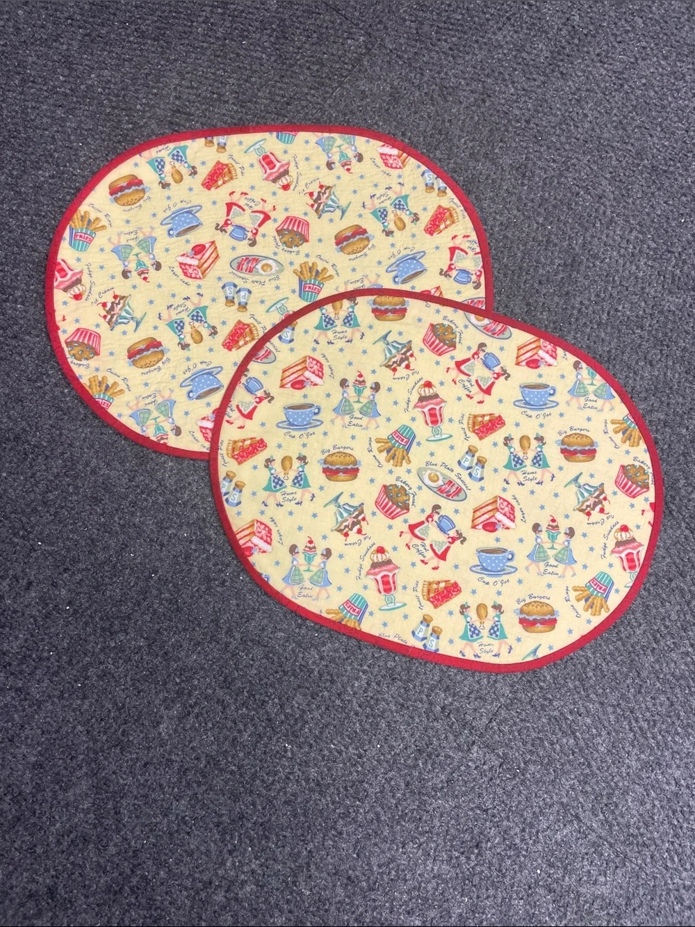 Handmade oval quilted hand sewn placemats 1950s diner ice creamparlor shop